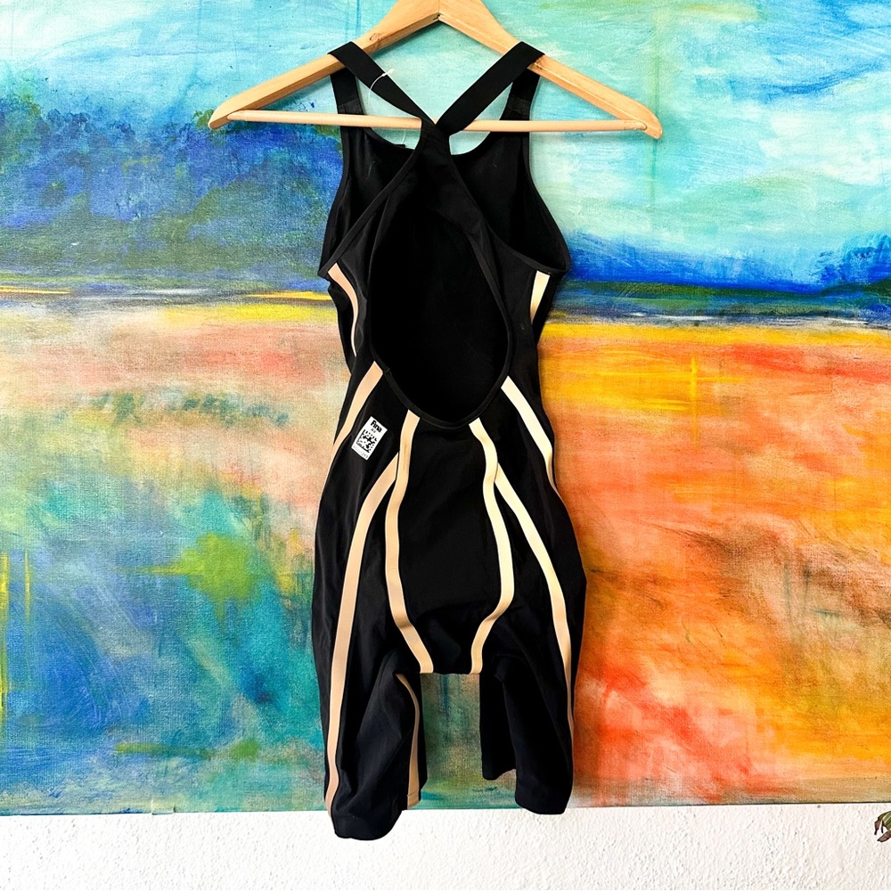 Adidas BNWT Womens Adizero FS OB W Black & Gold Tech Suit - Picture 6 of 6